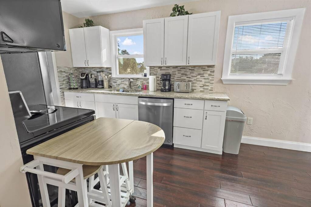 Casa Arena Relaxing Beach House W/ Patio Vero Beach Bagian luar foto